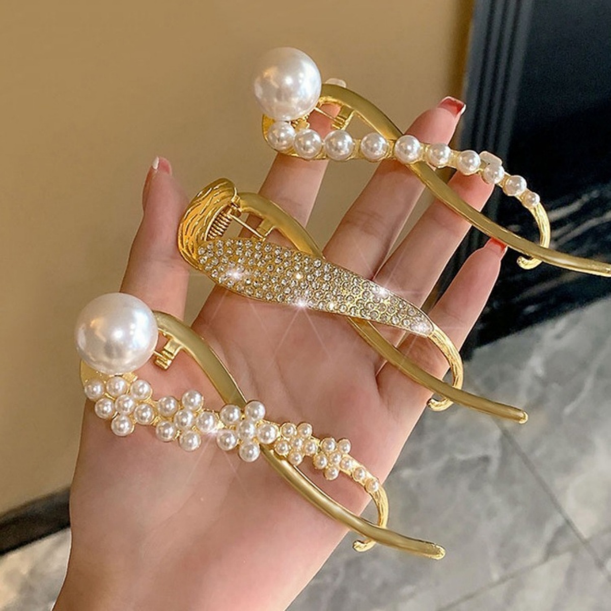 Elegant Glitter Pearl Hair Cli – Korean Daily Lifestyle recenzja i cena