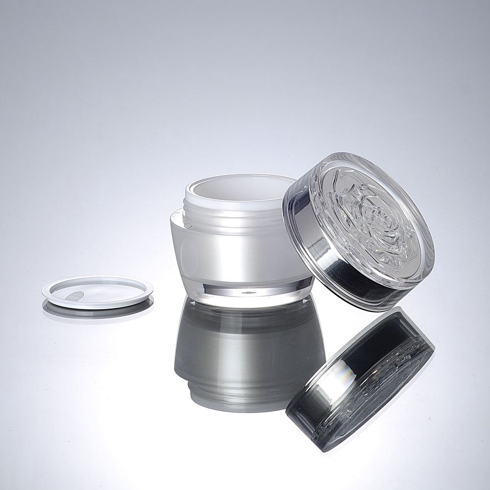 50G Pearl White Acrylic/Plasti – Essence Serum Toner recenzja i cena